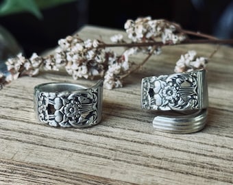 Löffel Ring - “Coronation” 1936 Versilberter Löffel Ring - Handgemachter Silber Schmuck - Vintage, Antique, Upcycled Löffel Ring