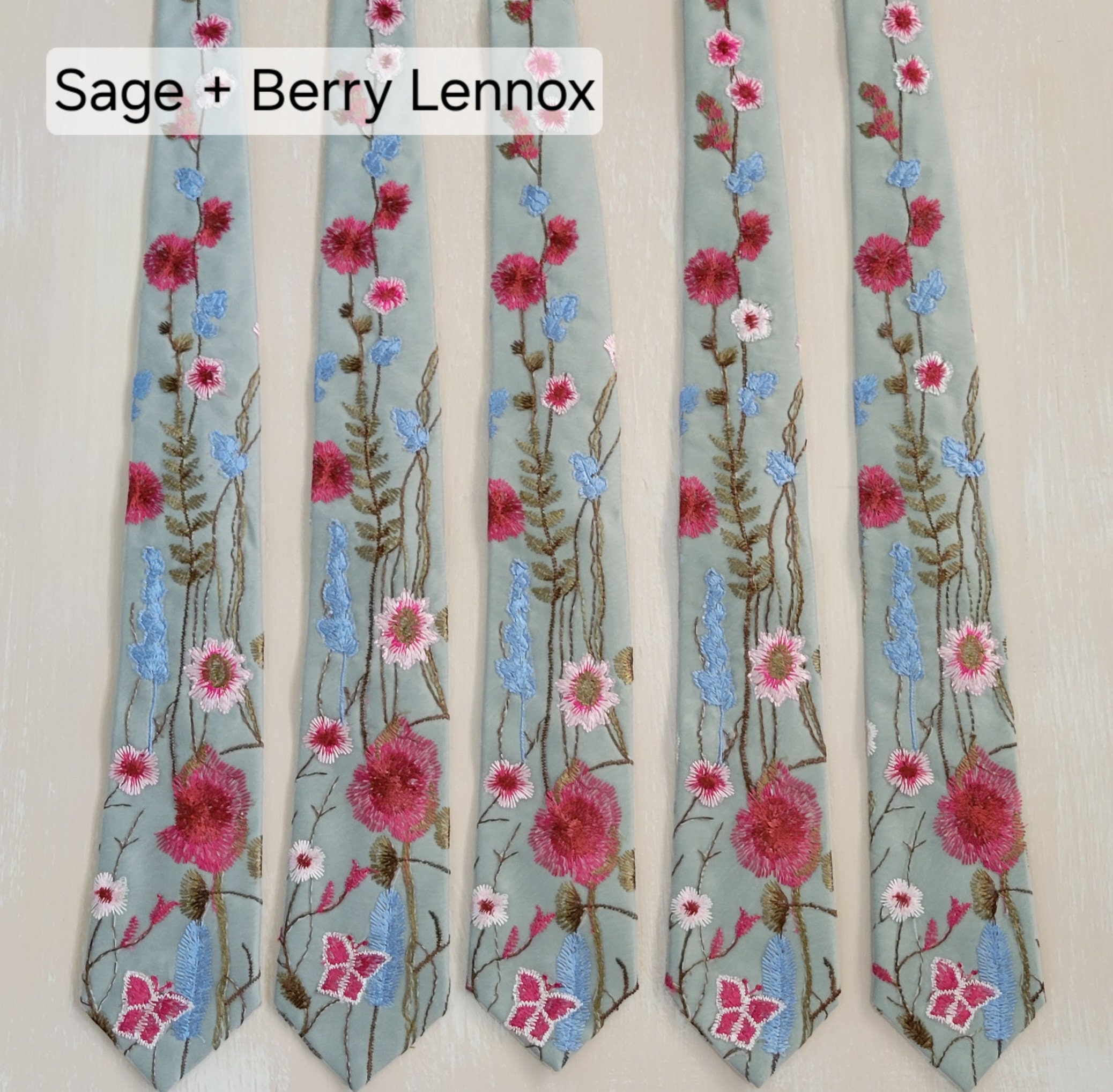 注目の福袋！ TIE, LENNOX Wildflower Embroidered Necktie, Floral Tie, 小物