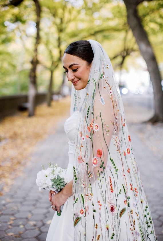 European Style Short Bridal Veil with Flowers - UCenter Dress