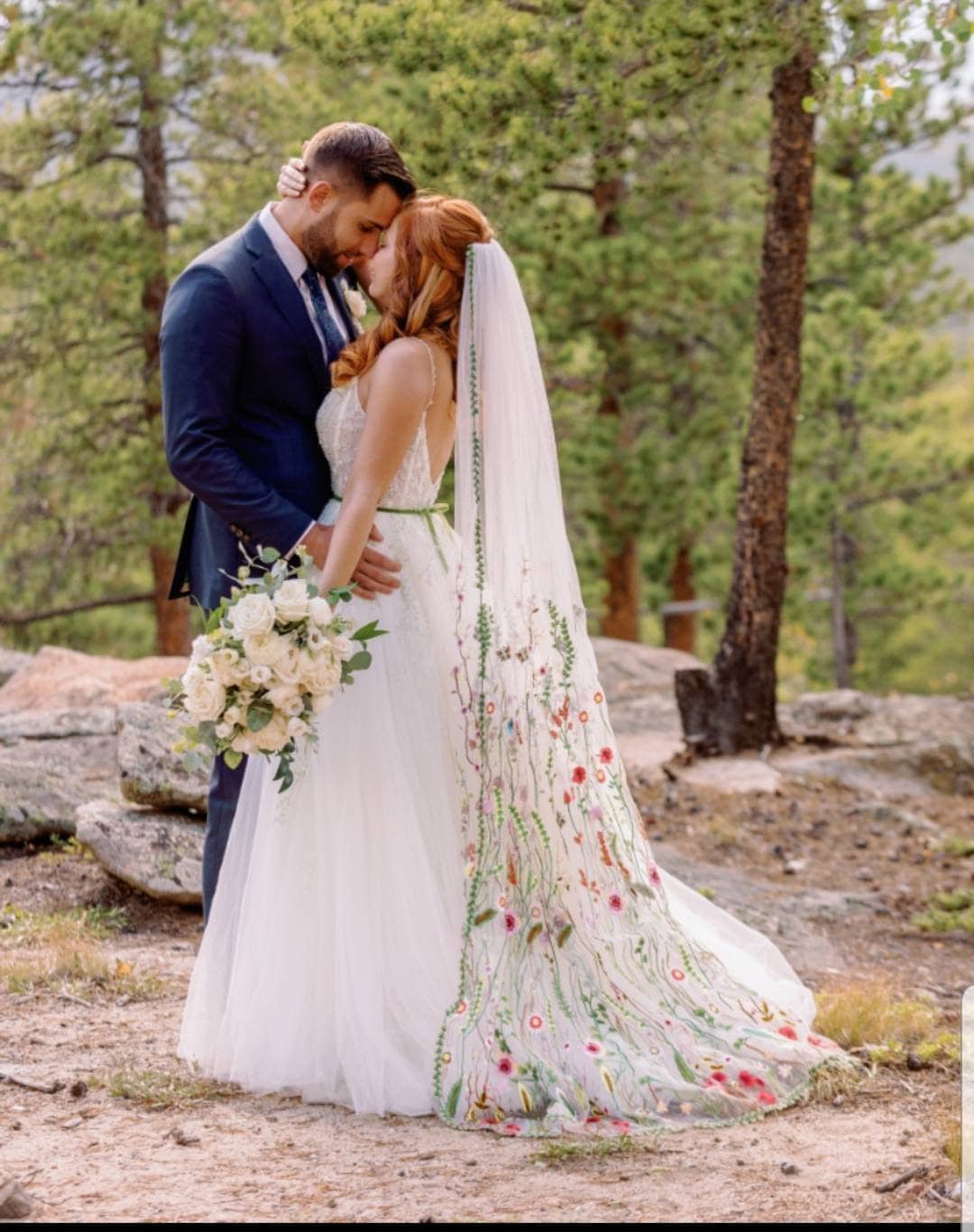 LENNOX VEIL V1, Classic Color, Wildflower Veil, Floral