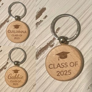 Class of 2025 Wooden Grad Keychain-Graduation Gift-Graduation Keychain, Custom Graduation Gift, Personalized Graduation Gift