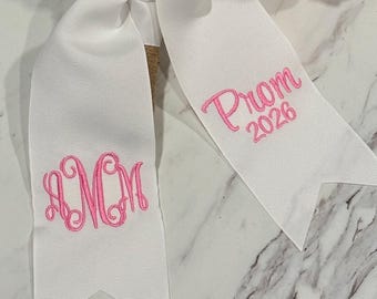 Banda bordada para ramo: Cinta con monograma personalizado / Cinta para ramillete / HOCO / graduación / baile de fin de curso
