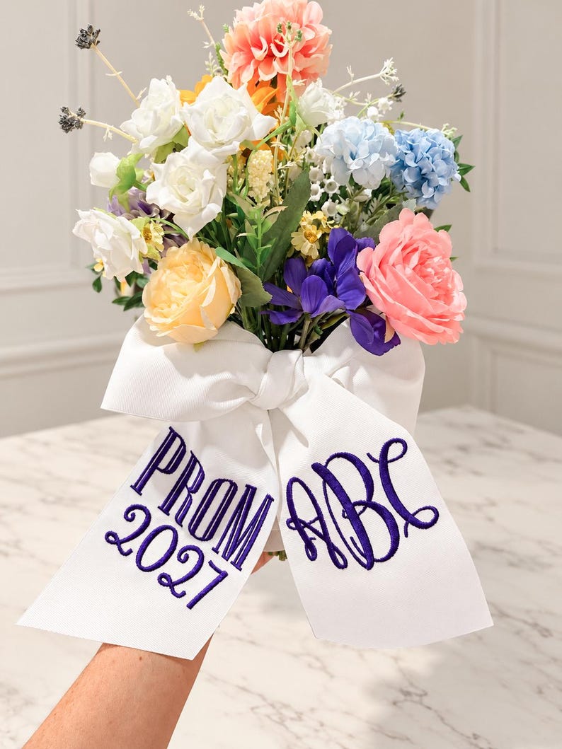 Cinta personalizada con monograma / Cinta bordada para ramo / HOCO / Cinta para ramillete imagen 13