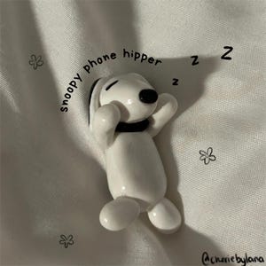 Snoopy Phone Hipper | Handmade Polymer Clay Keychain | Cute Accessories | Phone  Decor | Cartoon Charm | Aesthetic Charm | Phone Hipper
