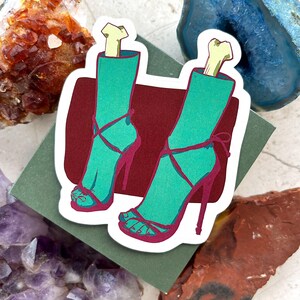 totes Mädchen Heels | Gruseliger Sticker | Digitale Kunst von bluewit