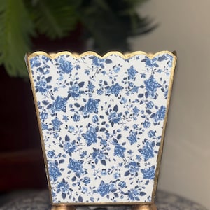 Chinoiserie cachepot