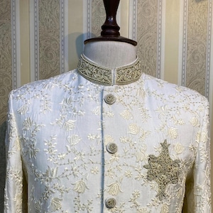 indo western sherwani for groom, white sherwani for groom, Sherwani For Men, Dulha Sherwani, Sherwani, Indian Wedding Dress, Groomsmen