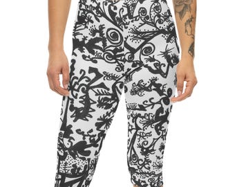 Black White Doodle Pattern Capri Leggings | Capri Leggings