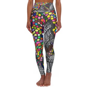 Vibrant Print High Waisted Yoga Leggings: Women&#39;s Fitness Apparel