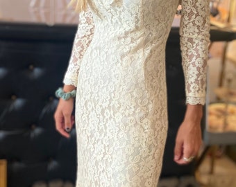 1960s White Lace Long Sleeve Sheath Dress with Mod Collar + Lace Covered Buttons