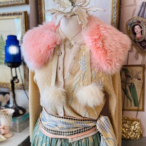 Hand-dyed Pink Sheepskin Collar