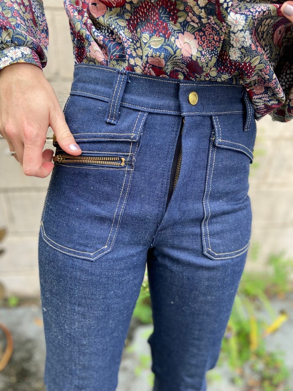 1970s Deadstock High Waisted Dark Denim Bell Botto