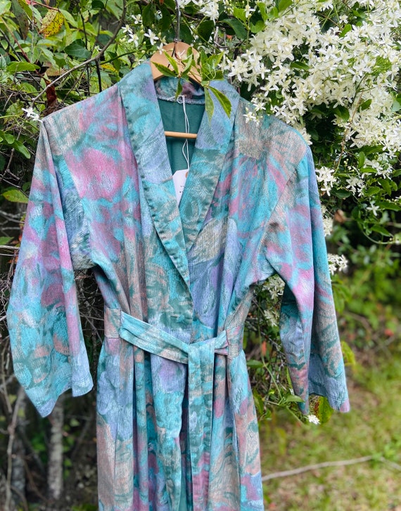 1980s Pastel Floral Cotton Robe / Duster - image 9