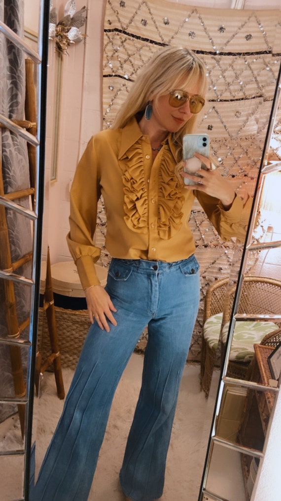 1970s Mustard Gold Collared Blouse with Ruffle De… - image 3