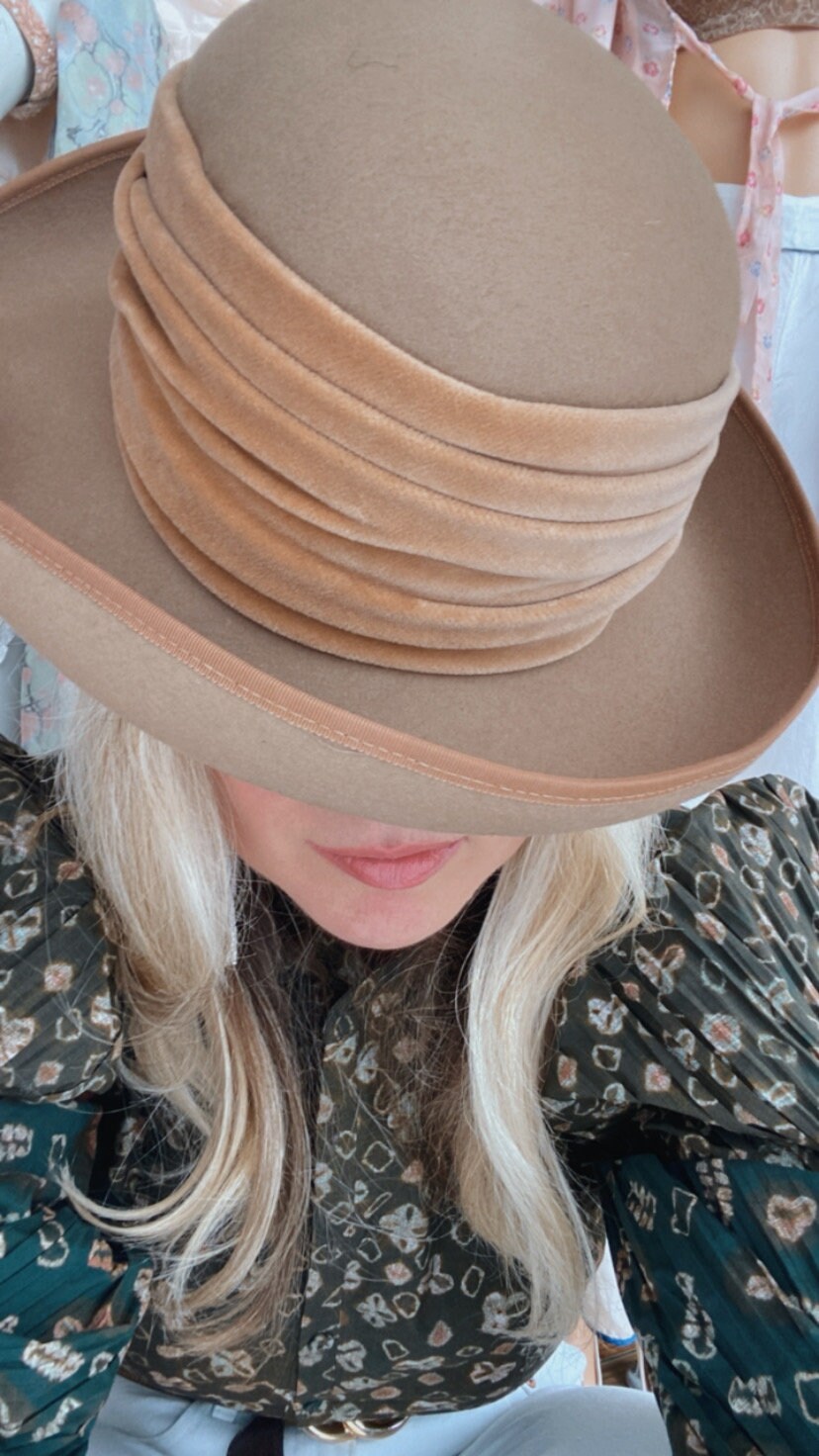 Camel Wool Hat With Velvet Band - Etsy display picture 3