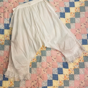 Pantalones de algodón franceses victorianos antiguos con encaje bordado