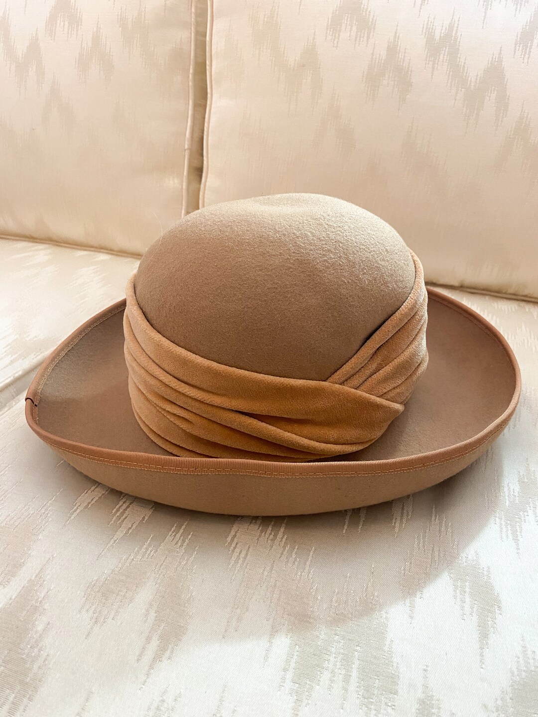 Camel Wool Hat With Velvet Band - Etsy display picture 2