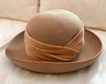 Camel Wool Hat with Velvet Band