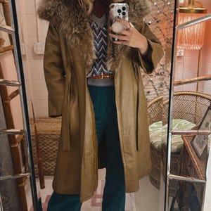 l970s Leather Jacket with Fur Collar