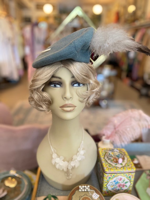 1930s Pale Blue Textured Knit Headpiece with White