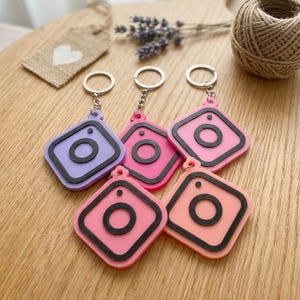 NFC Smart Keychain Tap to Share Contact Custom Logo or Name Digital Business Card