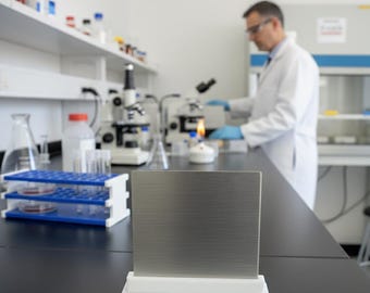 Supporto verticale per coupon, supporto per test in acciaio inossidabile 4x4, espositore da laboratorio personalizzabile con incisione