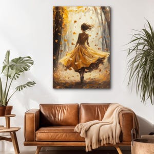 Elegante Herbst Fantasie Wandkunst - Mädchen im gelben Kleid mit fallenden Blättern, Ölgemälde Stil Druck in Warmen Pinselstrich Szene