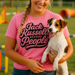 ジャック・ラッセル・ビフォア・ピープル ユニセックスTシャツ – Zoomies Dog Sports