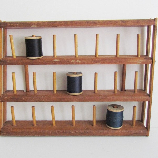 Vintage Wood Thread 21 Peg Spool Holder Wooden Spools Rustic Cabin Sewing Bobbin Rack Decor