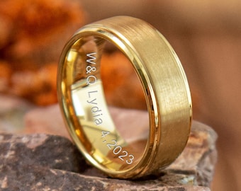Anillo de boda minimalista de tungsteno chapado en oro de 18 quilates con grabado personalizado, anillo a juego para parejas, anillo de ajuste cómodo, regalo de aniversario.
