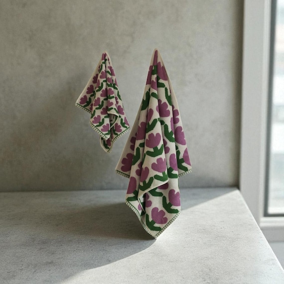 Long-Staple Cotton Towel Set: Tulip Design, Absorbent Bath & Face Towels