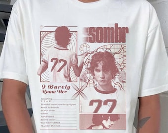 Camiseta de la gira mundial de Sombr, colores cómodos para fanáticos de la música