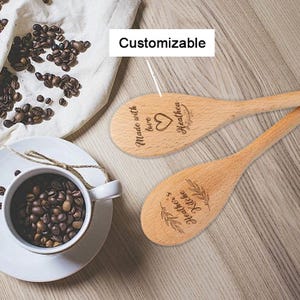 Cuillère en bois personnalisée, cadeau de fiançailles personnalisé, cadeau de mariée de la demoiselle d&#39;honneur, cadeau de douche nuptiale, cadeau pour couple, souvenir de mariage