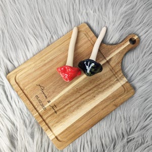 Personalized Board, Engraved Cutting Board, Couples Gift, Wedding Gift, Engagement Gift, Anniversary Gift, House Warming Gift, Kitchen Decor