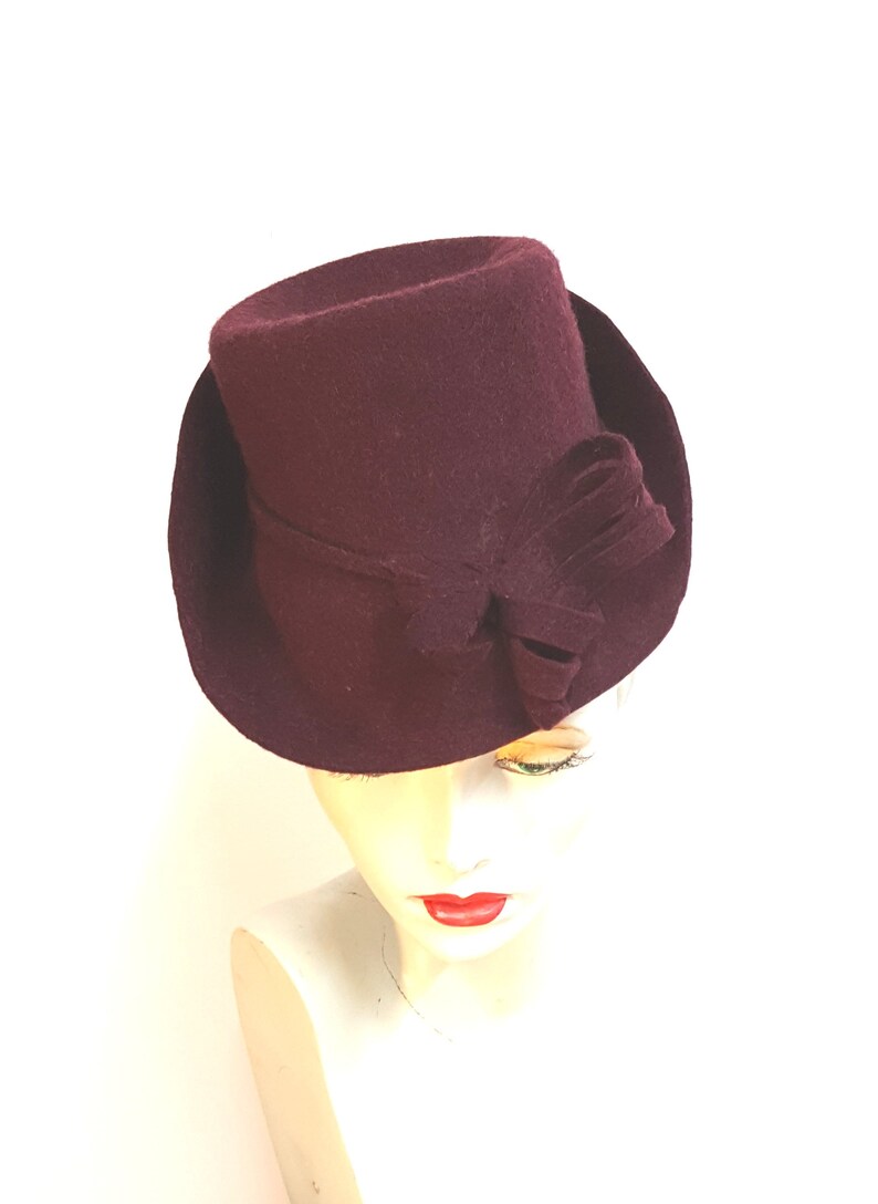 Wine felt hat titfer 40s 50s style titfer toy percher | Etsy