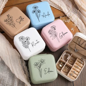 Personalized Jewelry Box with Name,Custom Bridesmaid Jewelry Box,Custom Name Birth Flower Jewelry Box,Travel Jewelry Case with Name