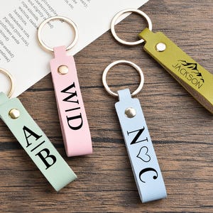Customized Leather Key ring,Keychain for Men,Leather Keyring,Name Key chain,Leather Keychain for Men,Gift for Birthday,Gift for Him