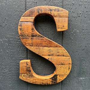 17-inch buffelletters met sporenvaten