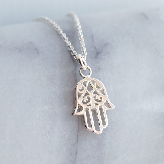 hamsa hand of fatima necklace