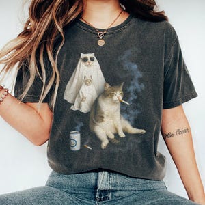 Retro Funny Ghost Kitten Shirt, Unisex Meme Cringe Funny Dumb Shirt, Cat Halloween Shirt, Spooky Season Cat Tee, Cat Lover