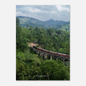 Póster clásico de papel semibrillante de "Tren Ella, Sri Lanka"