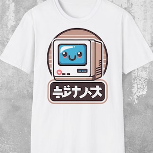Retro Computer T-Shirt, Kawaii Monitor Maskottchen, Japanischer Streetwear Look