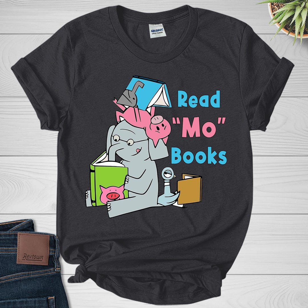 Elephant Piggie and Pigeon Reading Books T-shirt, Read More Book Shirt ...