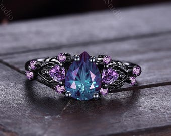 Anillo llamativo con efecto de cambio de color de alejandrita estilo fuegos artificiales vintage, anillo de compromiso gótico con amatista, anillo de promesa alternativo de oro negro, regalo para ella.