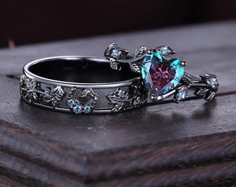 Alexandrite Couple Ring Set His&Her Matching Wedding Ring Unique Hear Cut Alexandrite Engagement Ring Leaf Vine Twig Design Bridal Ring Set