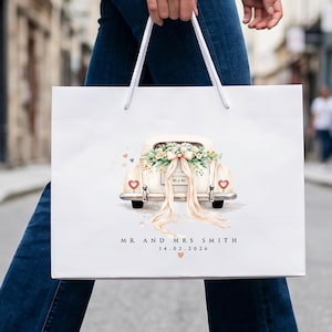 Personalisierte Hochzeitsgeschenktasche, Geschenktüte für das Brautpaar, Erinnerungstüte für den Hochzeitstag, Geschenktüte mit individuellem Namen Bild 2