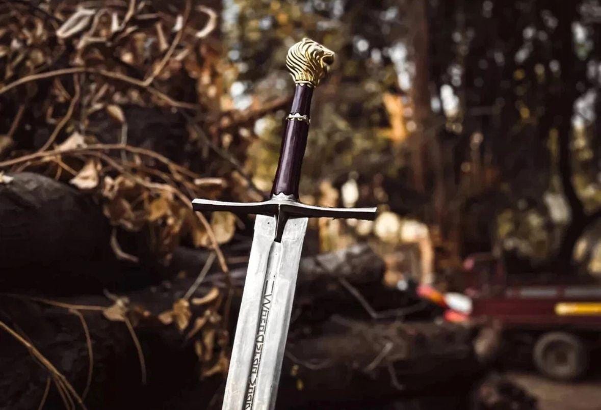 ナルニア国物語 ピンズ Narnia sword - Etsy 日本