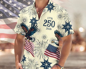Camiseta hawaiana del 250 aniversario de EE. UU. con el águila (1776-2026) y fuegos artificiales patrióticos.