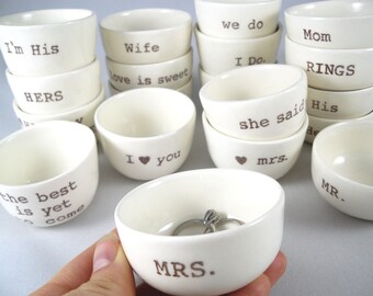 30 personalized ceramic ring dishes, jewelry dishes, candle holders, wedding favors, party favors, christmas gifts - wholesale discount