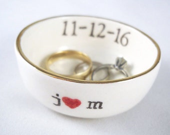 Regalo personalizado para despedida de soltera, plato para anillos personalizado, plato para joyas, plato para anillos de compromiso, regalo para novia, soporte para anillos personalizado